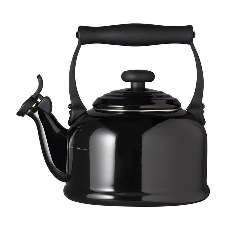 Le Creuset Traditional Kettle 2.1L image number 0